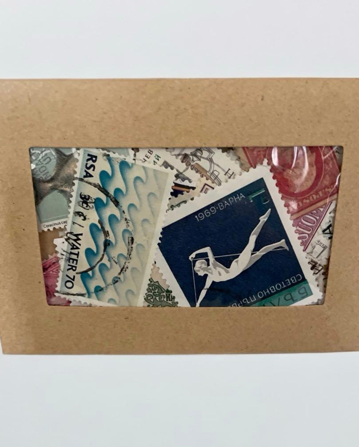 Vintage Postage Stamps - Lots of 100 Stamps