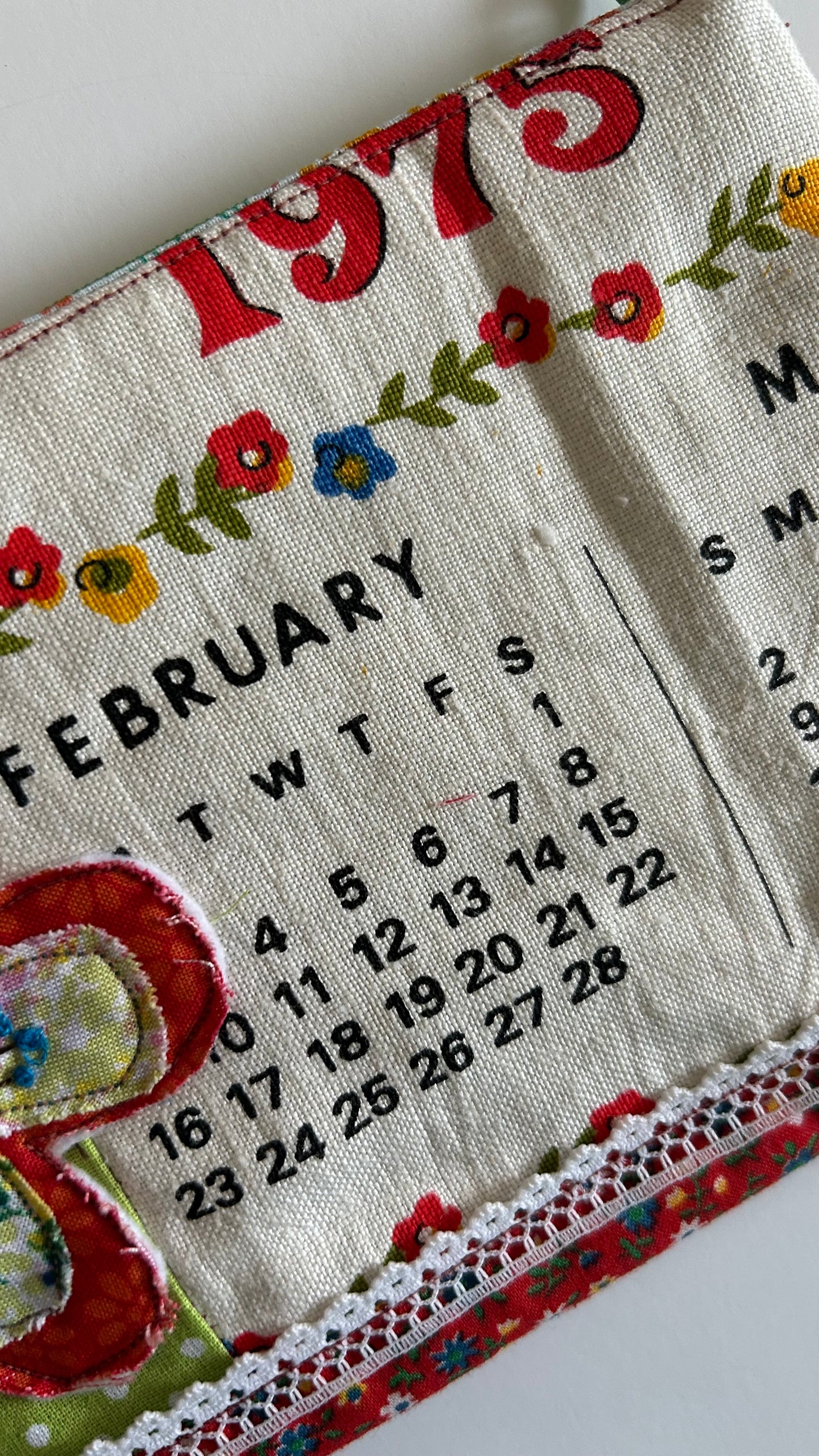 1975 February vintage calendar zipper pouch