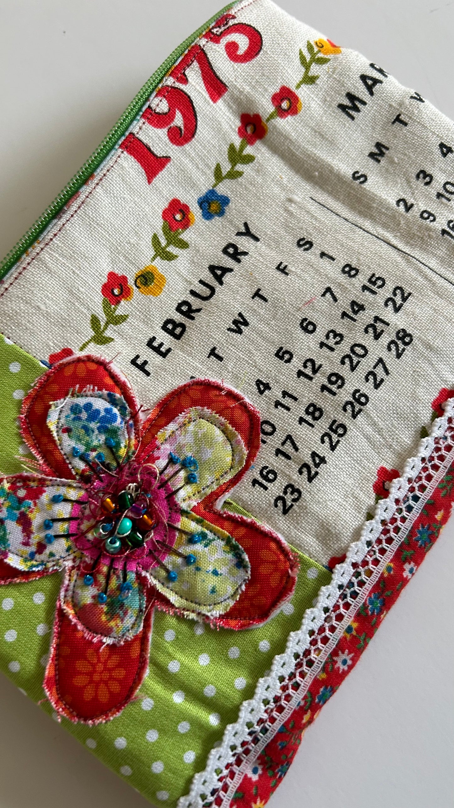 1975 February vintage calendar zipper pouch