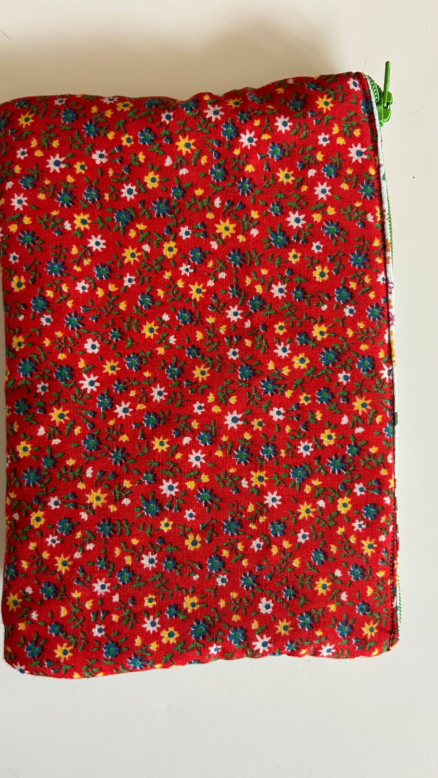 1975 February vintage calendar zipper pouch