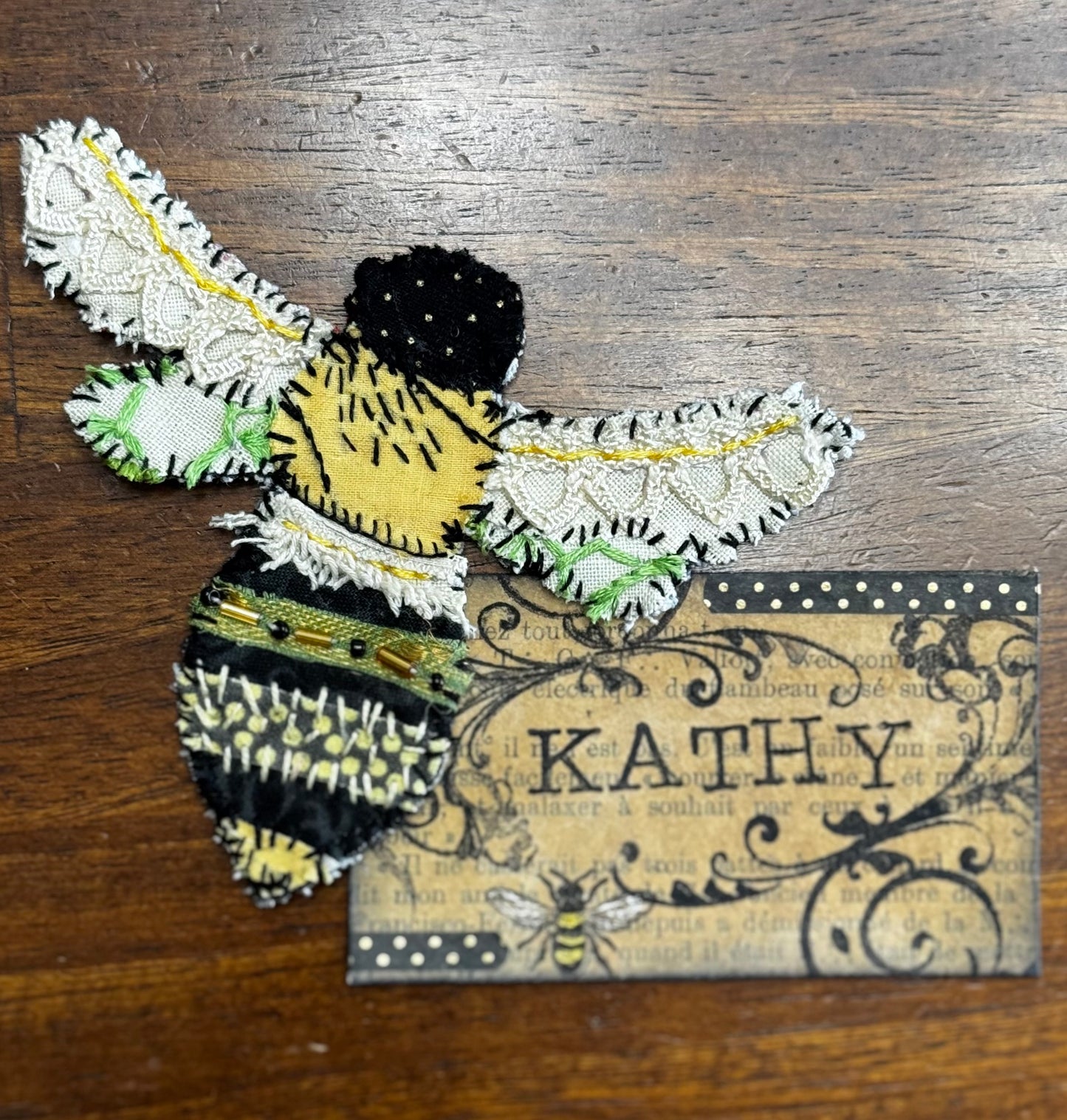 Slow-stitched bee (ssb9)