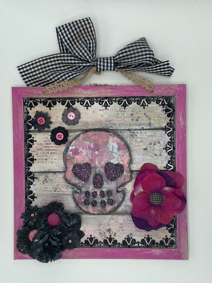 Sparkly Skull Wall Decor