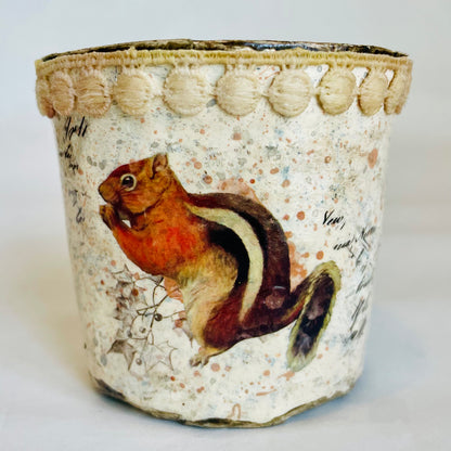 Paper Maché Pot / Decoupage / Vintage Inspired / Woodland