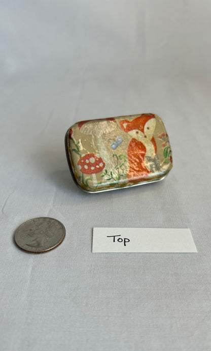 Mini Altoid Tin Foxy (A)