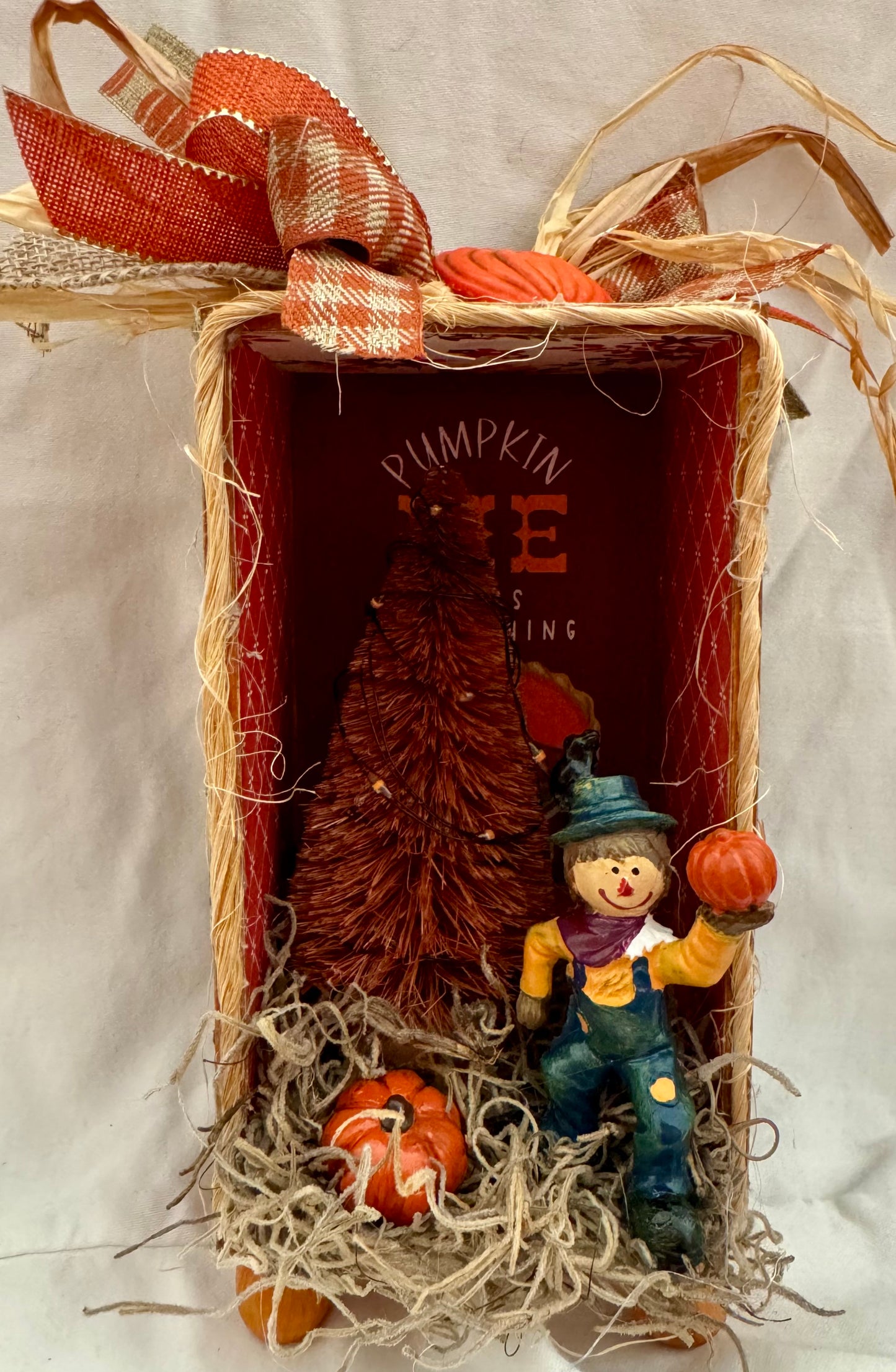 Harvest Scarecrow with Pumpkin Diorama