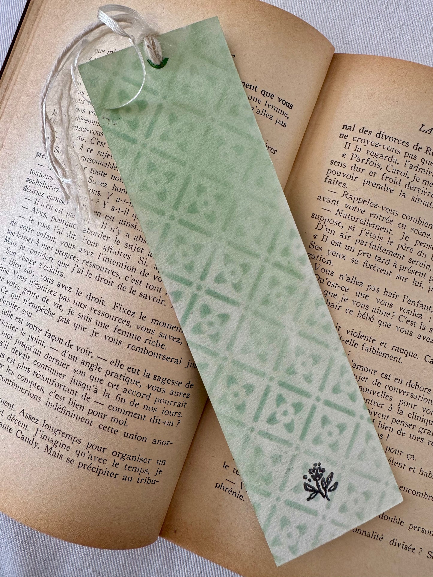 Bookmark - green botanical