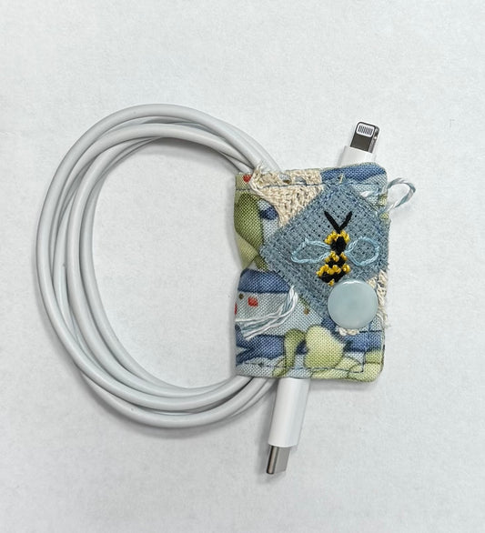 Blue Bee 2 Cord Organizer (small)