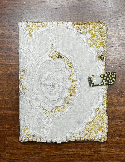 White Rose Linen Sewing Case