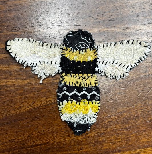 Slow-stitched bee (ssb7)