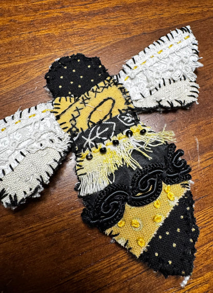 Slow-stitched bee (ssb10)
