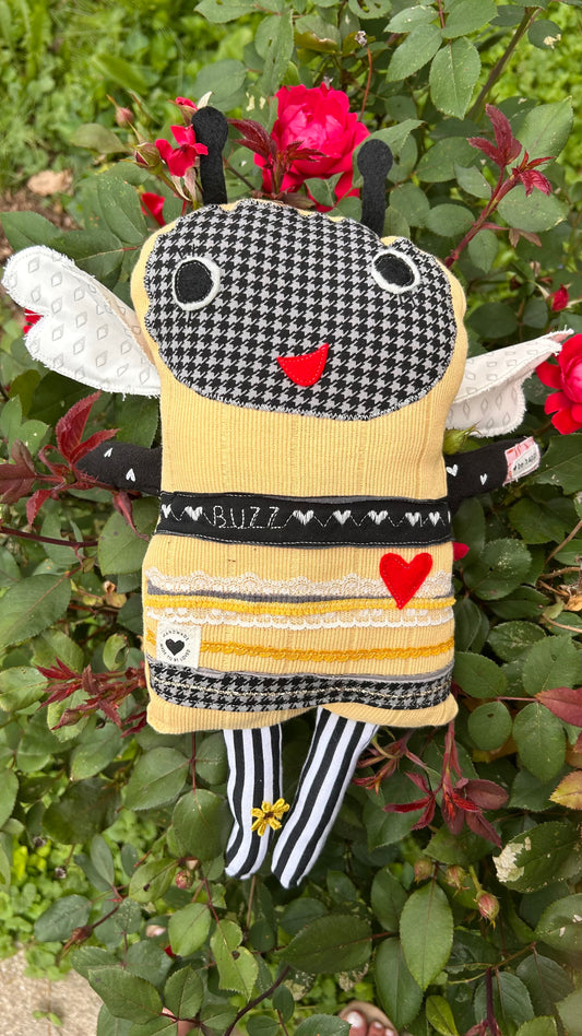 Bumble Bee Buzz #2