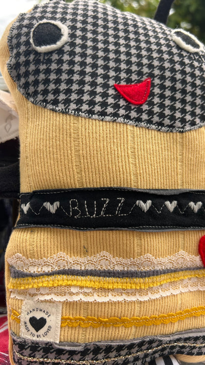 Bumble Bee Buzz #2